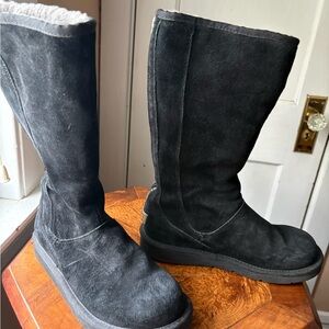 UGG Black suede shearling lined boots